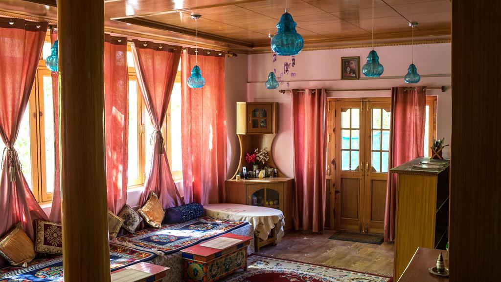 Siala Guest House Leh Exterior photo
